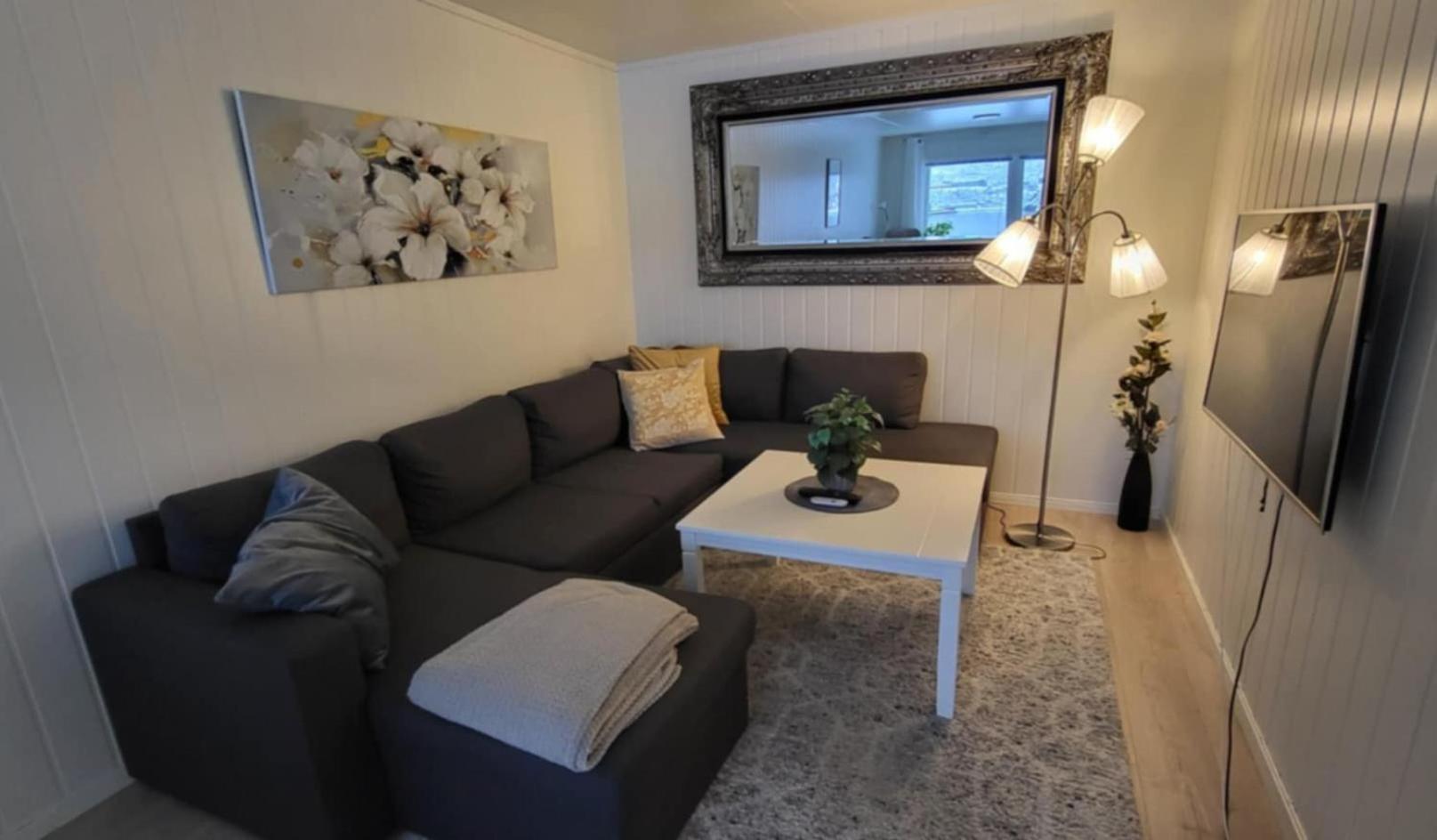 Perfect Apartment For Whale Safari At Skjervoy! Buitenkant foto
